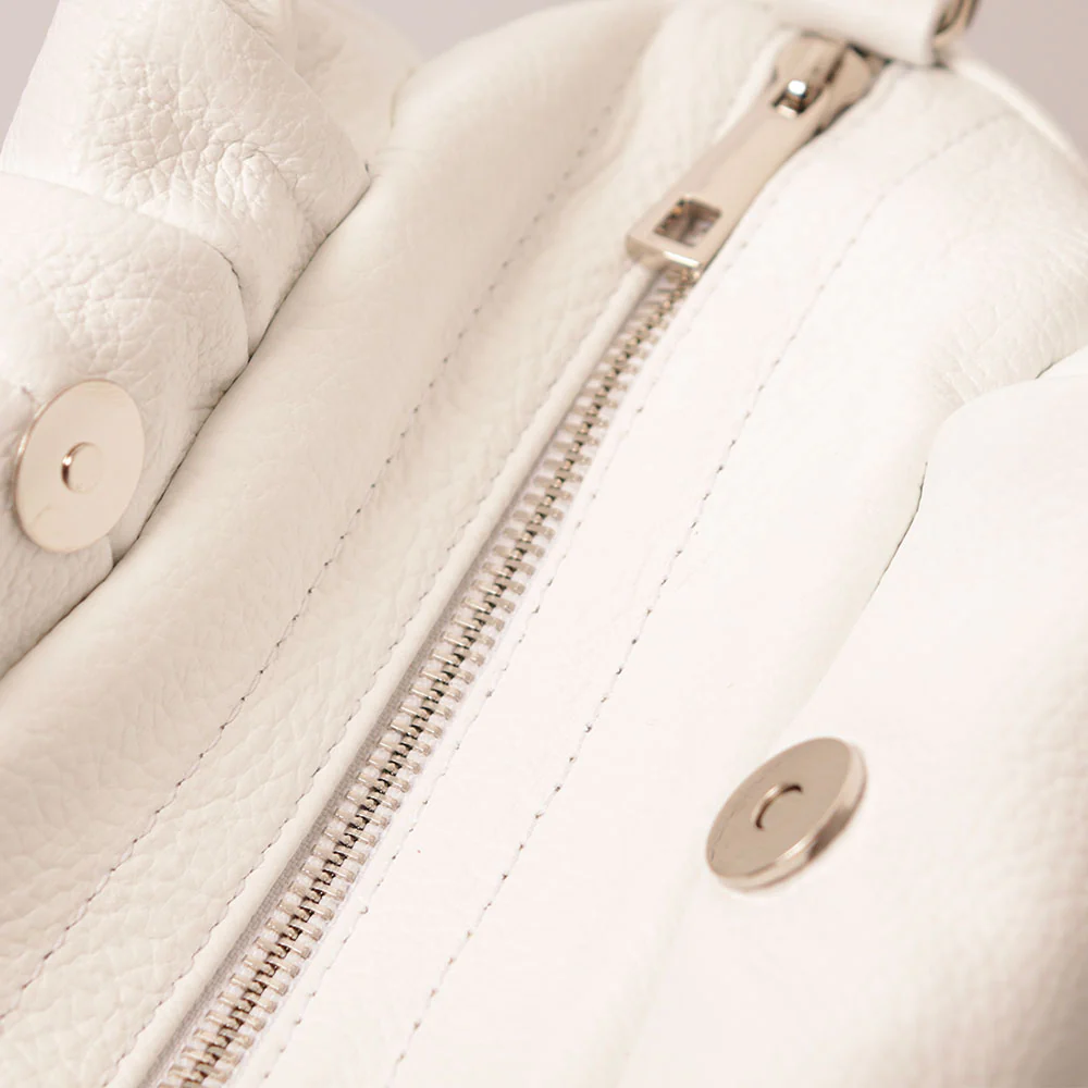 Borsa a Mano con Tracolla VIAVERDI in Pelle Bianca Made in Italy linea Certaldo - Image 7
