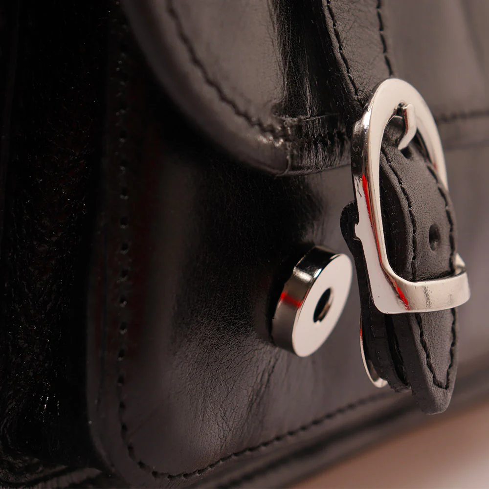 Borsa a tracolla VIAVERDI in Pelle Nera Made in Italy linea Firenze - Image 9