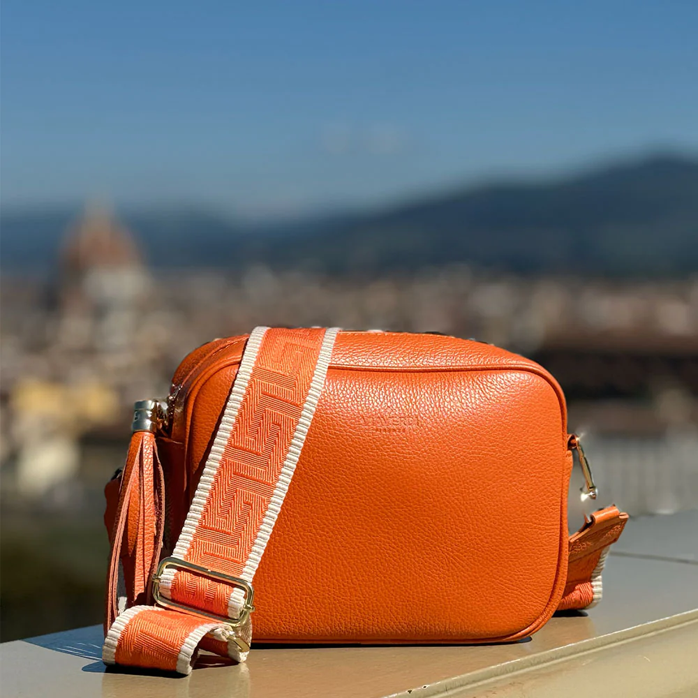 Borsa Camera Bag Media in Pelle Arancione con Tracolla VIAVERDI Made in Italy - Image 3