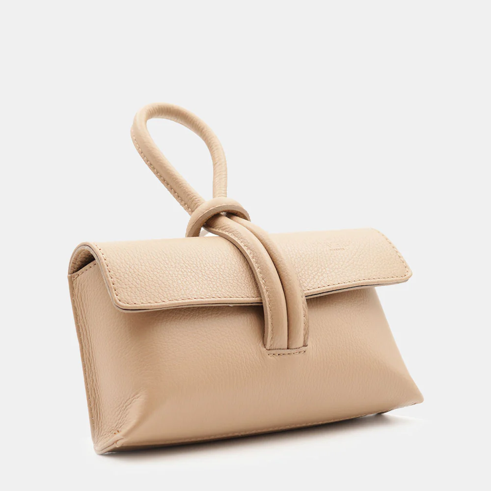 Borsa Clutch a Mano con Tracolla VIAVERDI in Pelle Beige Made in Italy linea Castiglione - Image 5