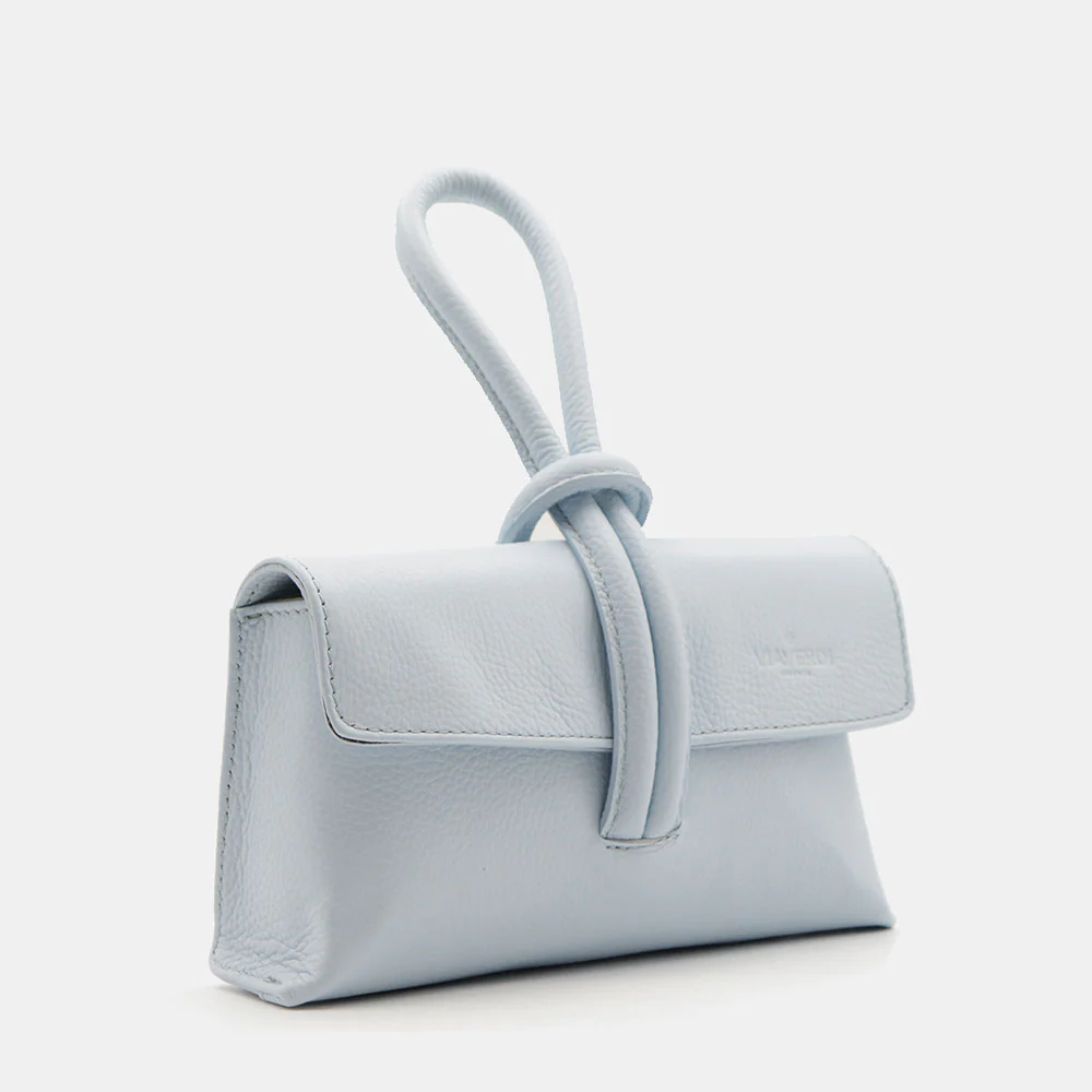 Borsa Clutch a Mano con Tracolla VIAVERDI in Pelle Celeste Made in Italy linea Castiglione - Image 4