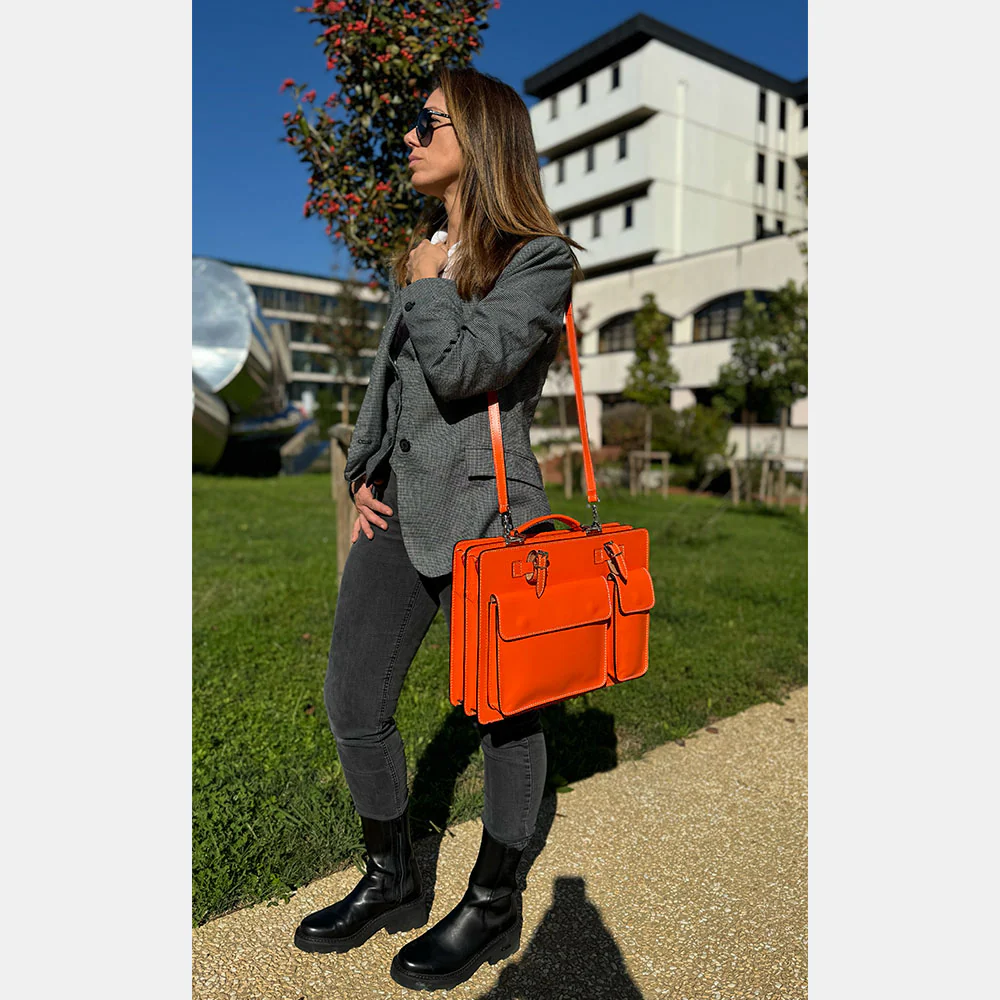 Borsa da Lavoro in Pelle Arancione VIAVERDI Made in Italy - Porta Ombrelli e Pc 15.6 - Image 3
