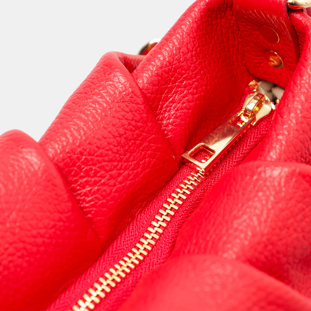 Borsa Hobo a Spalla con Catena VIAVERDI in Pelle Rossa Made in Italy linea Monteriggioni - Image 6