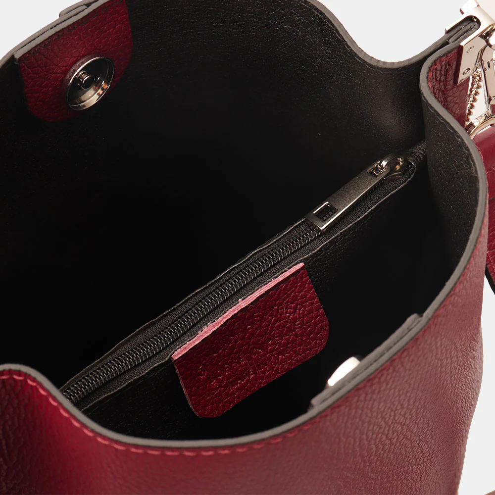 Borsa Secchiello con Tracolla VIAVERDI in Pelle Bordeaux Made in Italy linea Capalbio - Image 8