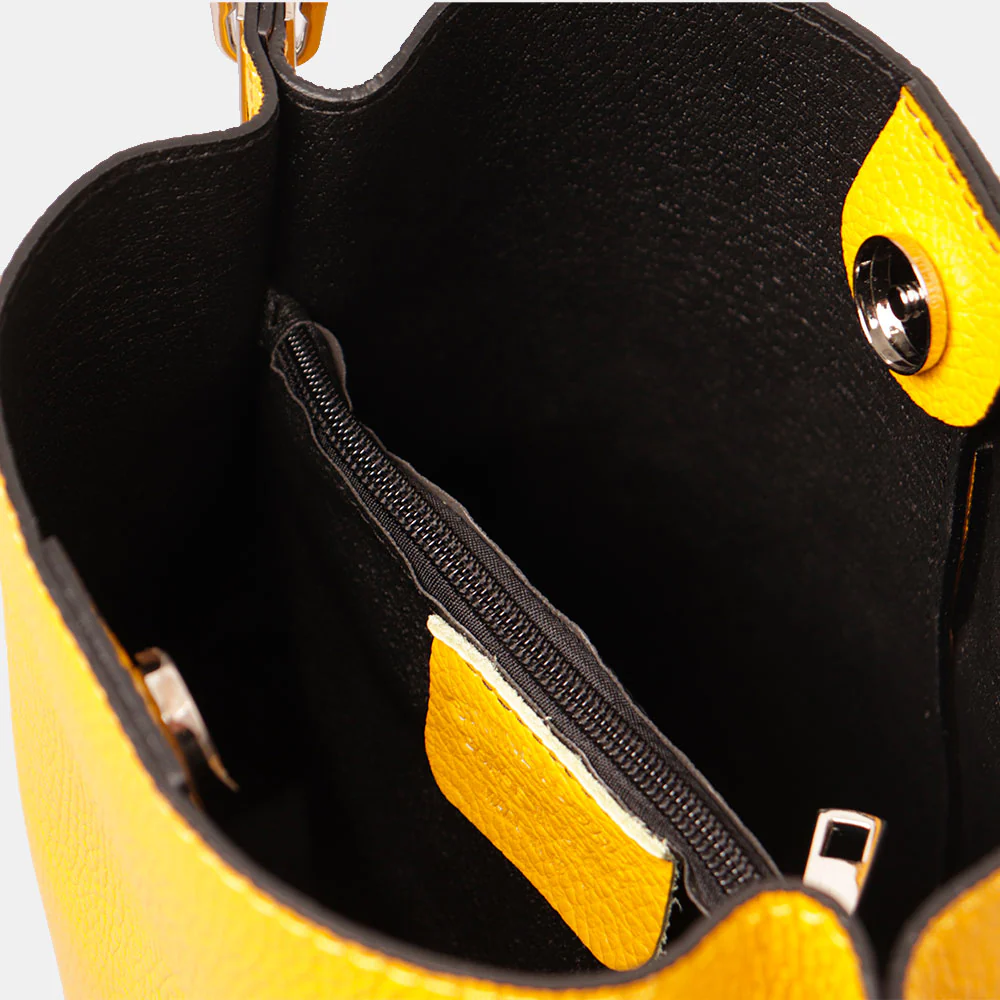Borsa Secchiello con Tracolla VIAVERDI in Pelle Gialla Made in Italy linea Capalbio - Image 7